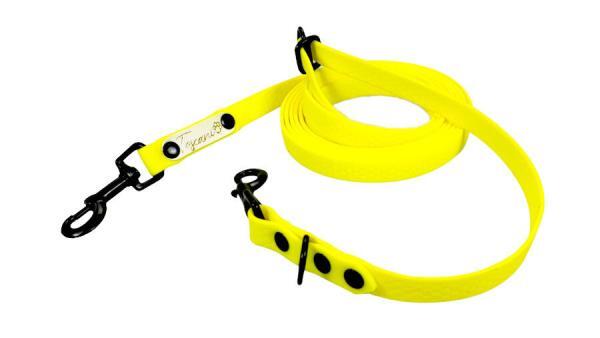 guinzaglio Qui giallo fluo moschettoni neri regolabile al centimetro ideati da toscani store per cani addestramento hiking e passeggiate