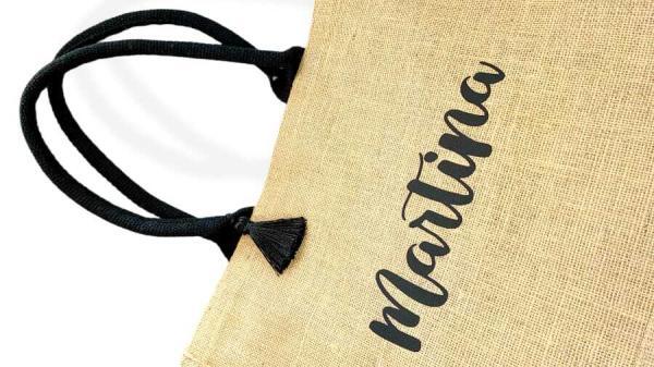 particolare borsa in juta estiva con maniglie in cotone personalizzata con stampa del nome martina toscani store
