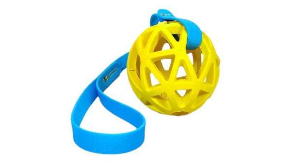 palla retata da 9cm gioco per cani da lanciare o per contesa in gomma morbida ed elastica palla gialla e fettuccia waterproof azzurro cielo toscani
