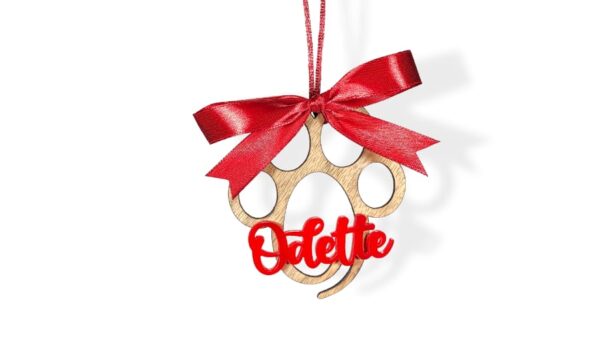 addobbo di Natale personalizzato con zampa di legno per Cane Gatto con nome Odette plexyglass toscani store