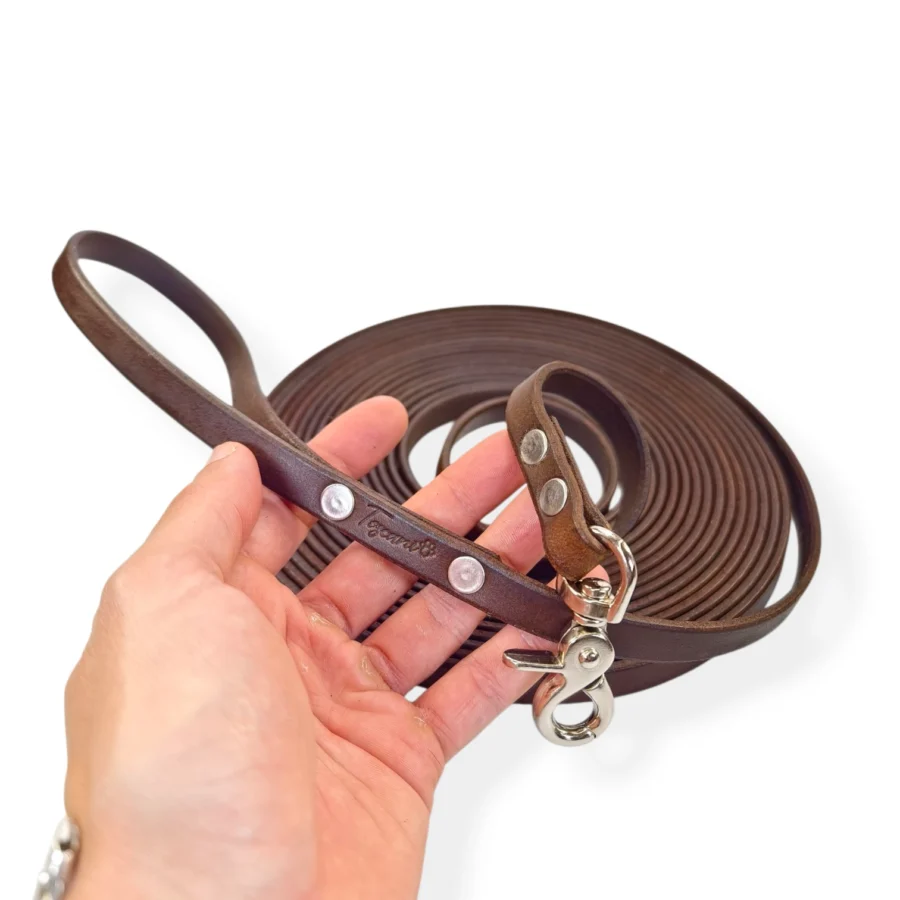 longhina da 7 metri in cuoio 13mm colore tabacco mano 1 per mantrailing addestramento del cane toscani store