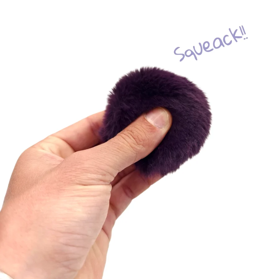 Squitti viola con squeaker per expo e fotografia cane e gatto di Toscani